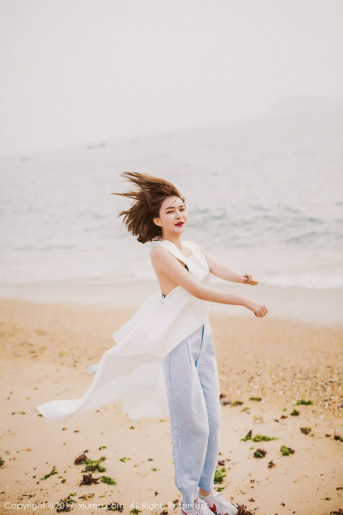 [XiuRen秀人网]第879期廿十写真-秀人资源网